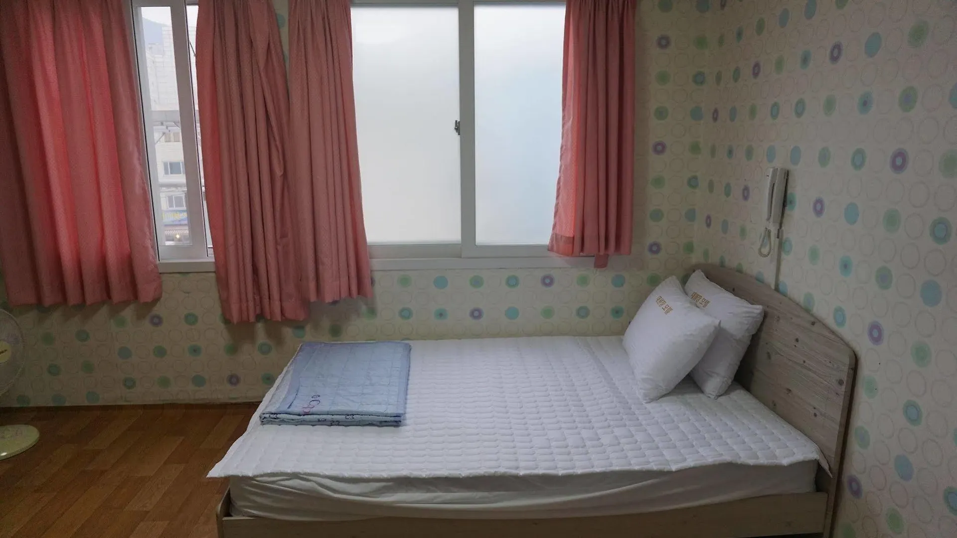 Daewonjang Motel Busan 3*,  South Korea
